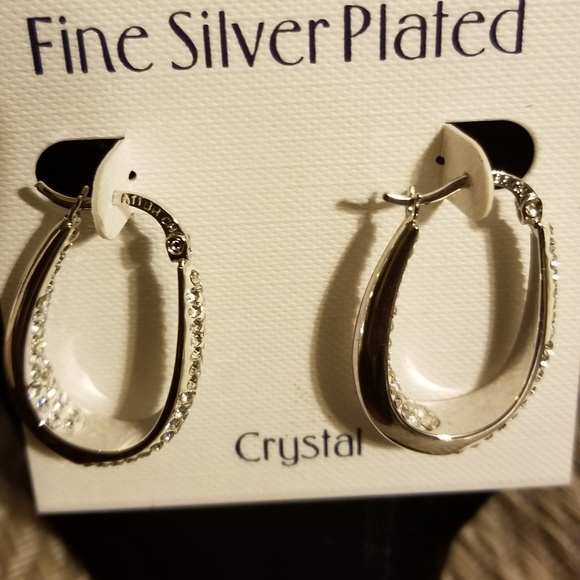 Earrings - Picture 2 of 3